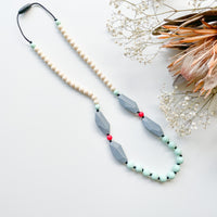 Nicolette Silicone Necklace in Grey