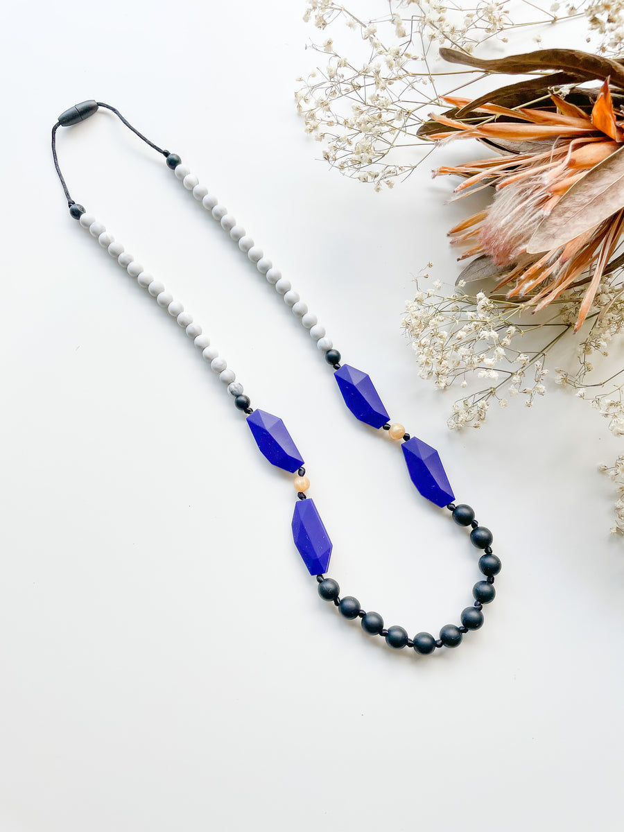 Nicolette Silicone Necklace in Navy